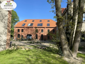 RUDNICK bietet STRESS- und PROVISIONSFREI*: Citynah wohnen in kpl. sanierten ehem. Bauernhaus, 30952 Ihme Roloven, Wohnung